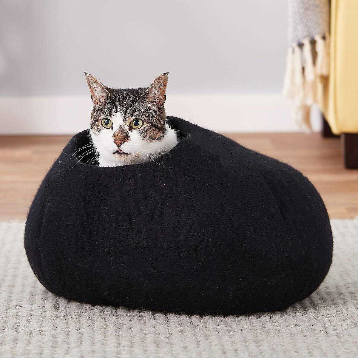 Velvet Round Bolster Dog Bed with Removable Cover Q95887