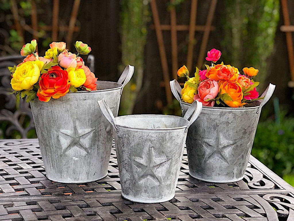 3 Metal Buckets Planters With Handles Tarnished Silver Decorative Distressed Rustic E76785
