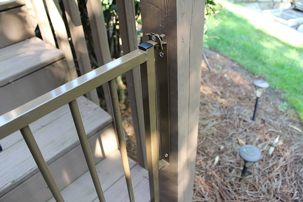 Outdoor Child Safety Gate Brown T78465