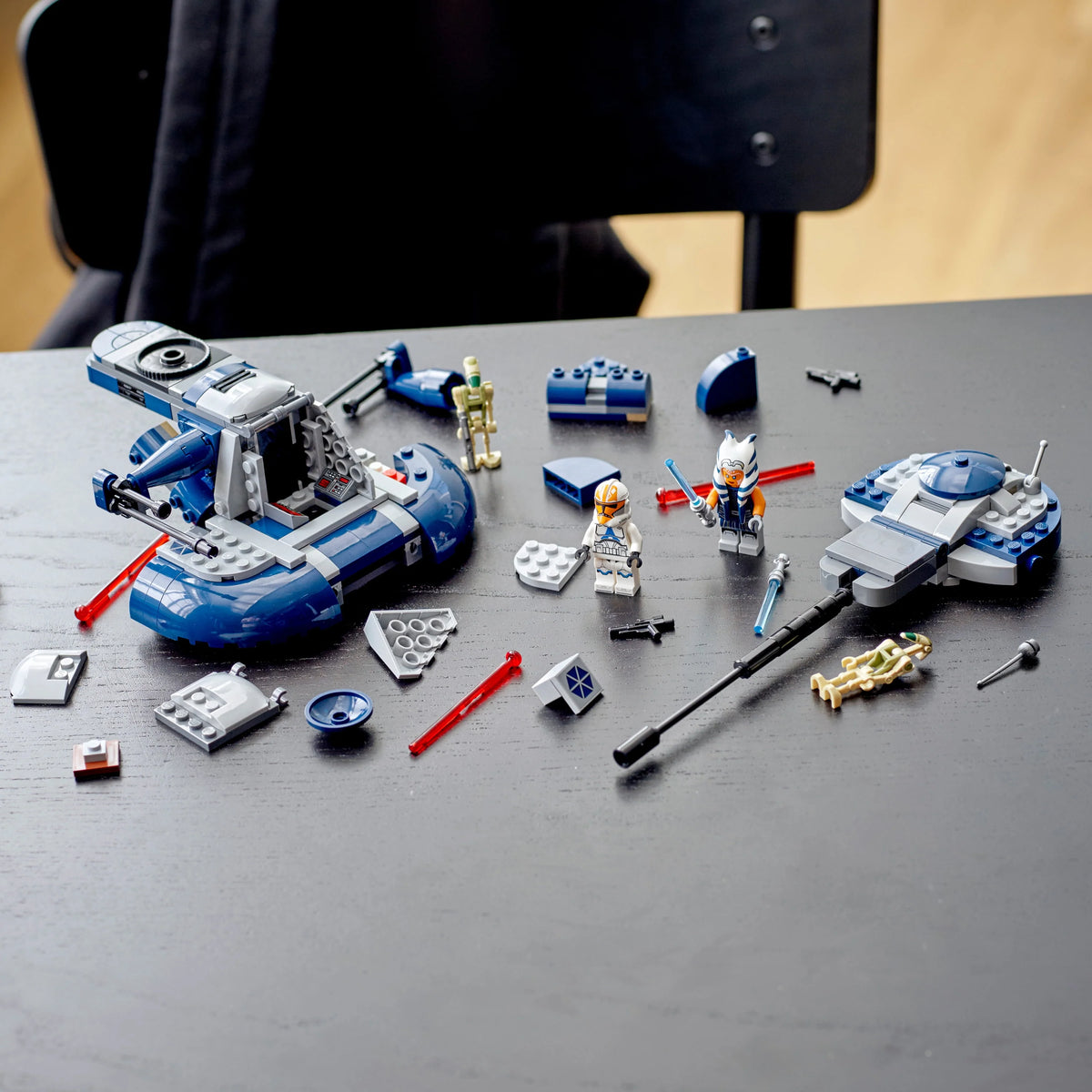 LEGO Star Wars Armored Assault Tank (AAT) Building Toy Set (286 Pieces) E139