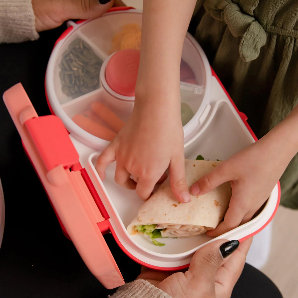 Bento Style Lunch Box with Snack Spinner O558143