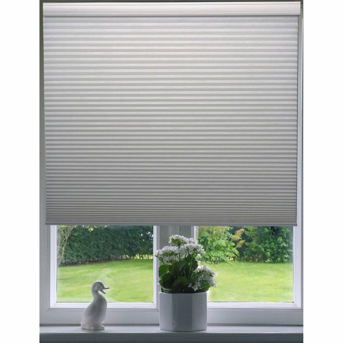 Blackout Cordless Cellular Shade T8329