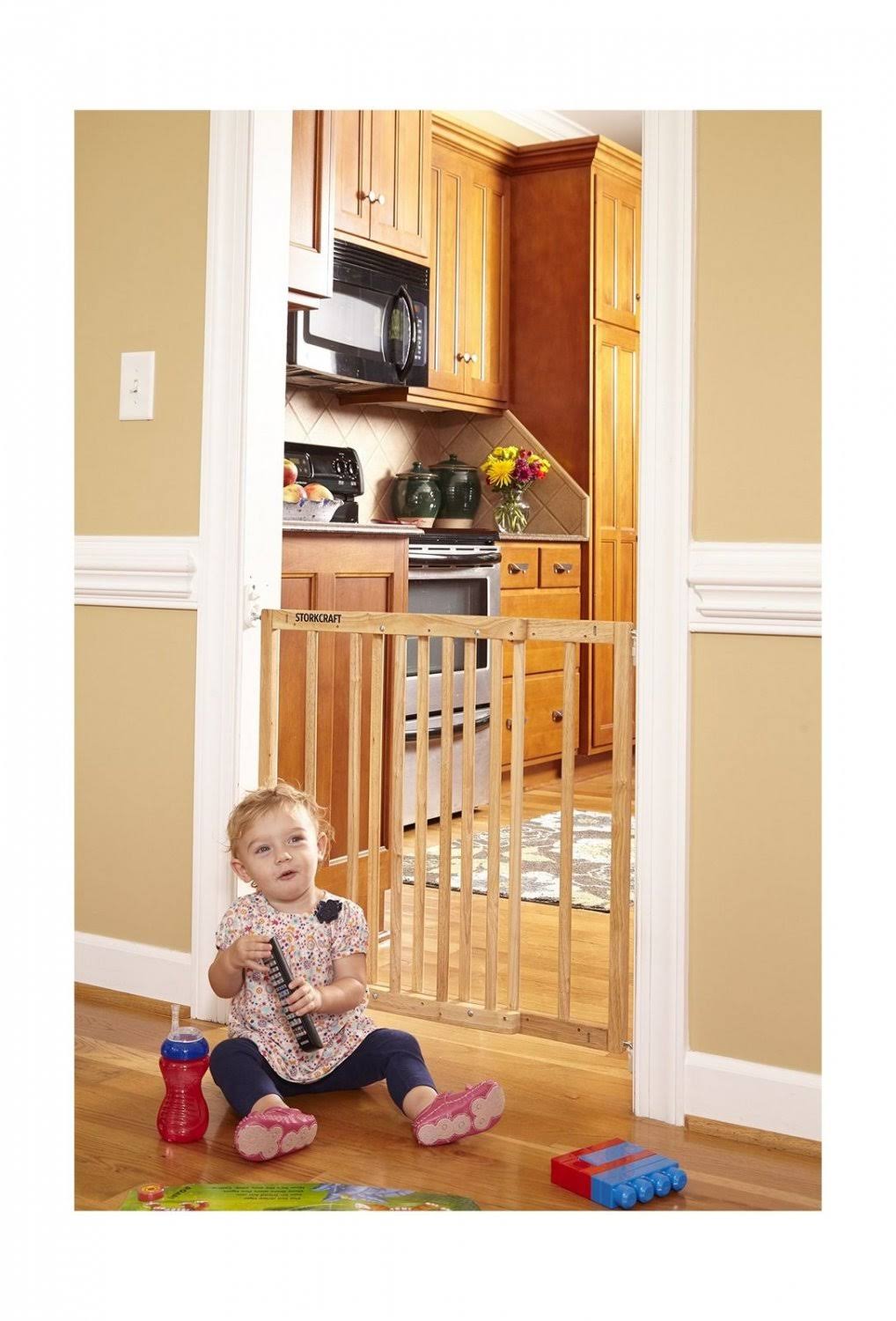 Natural Wooden Safety Gate R8816