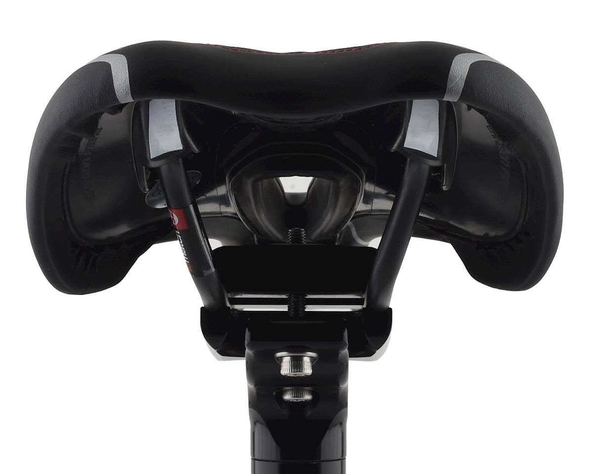 Black Saddle H875181