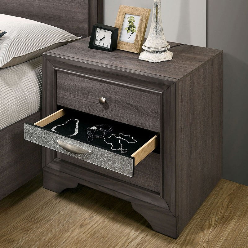 Gray King Size Solid Wood Bedroom Furniture 4pc Set B321