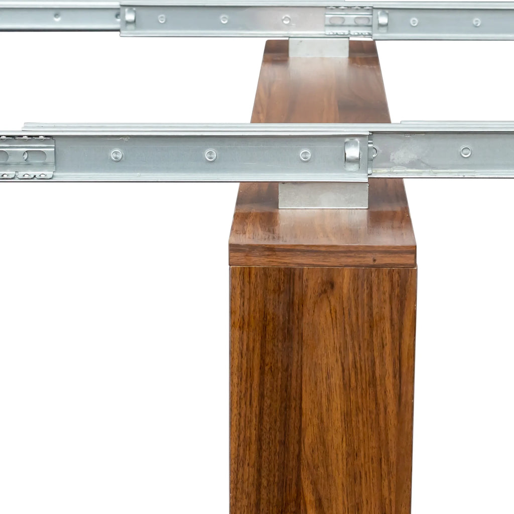 Extendable Dining Table with Storage N369