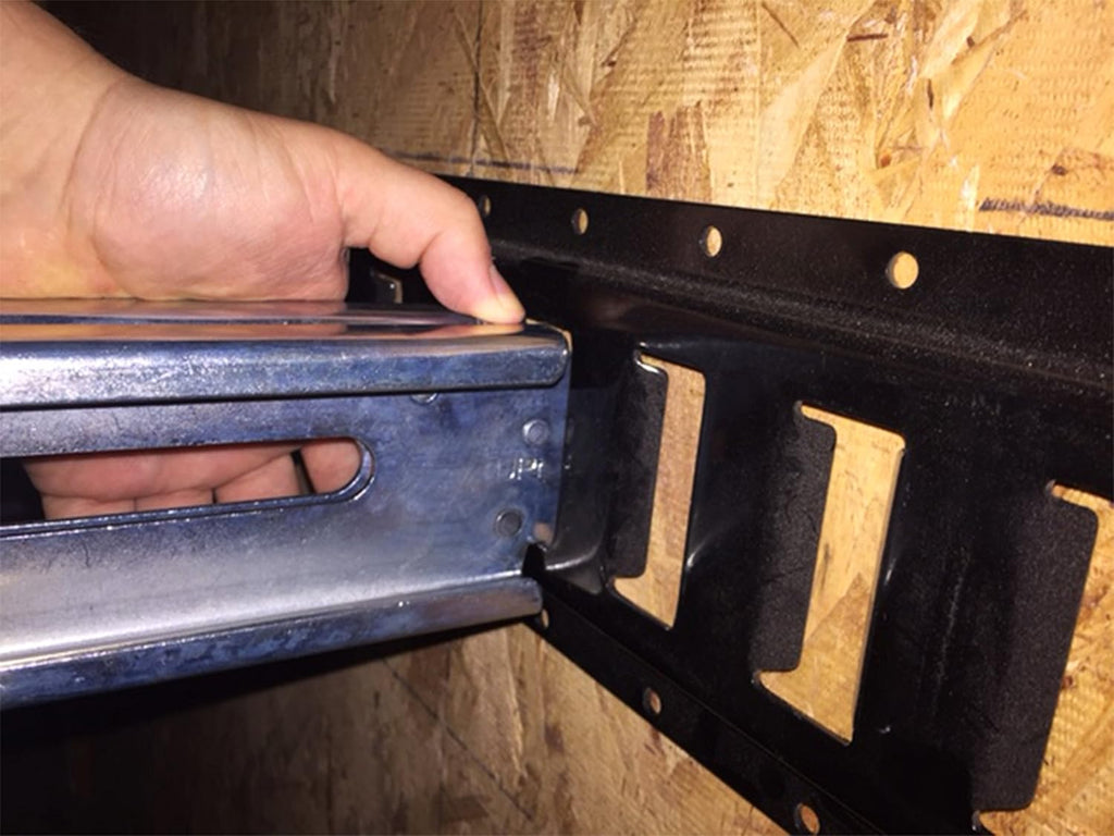 Adjustable Heavy-Duty Aluminum E-Track Decking Beam O659