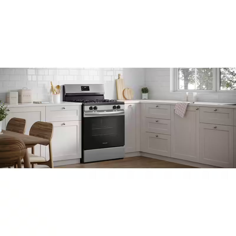 4-Burner Freestanding Gas Range in Stainless Steel L4211