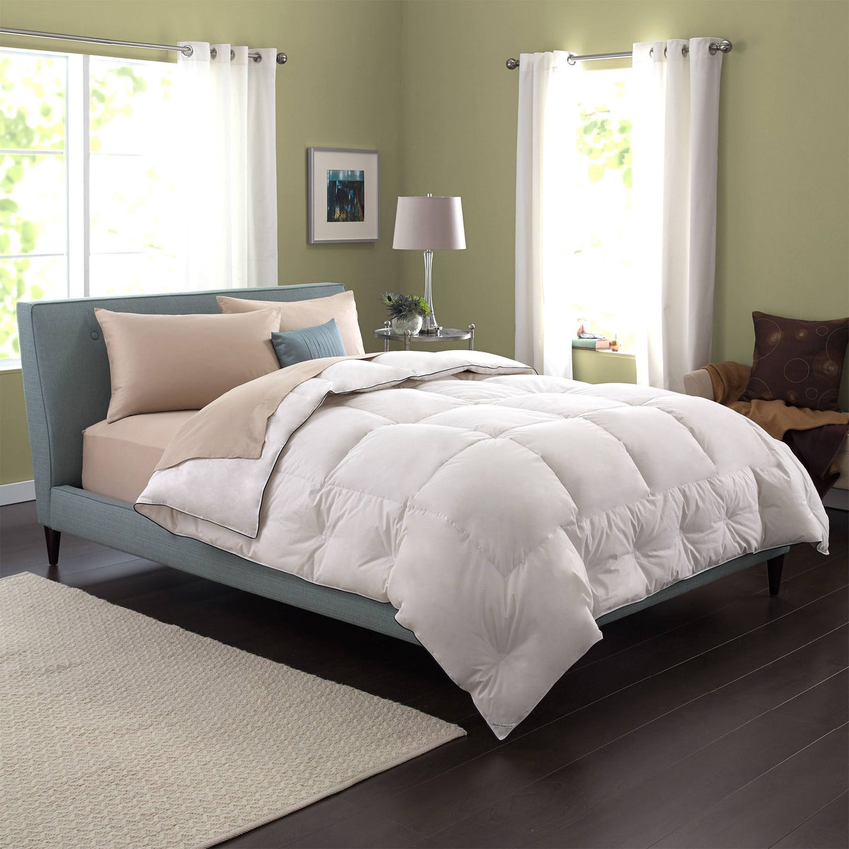 Twin Down Comforter P22049
