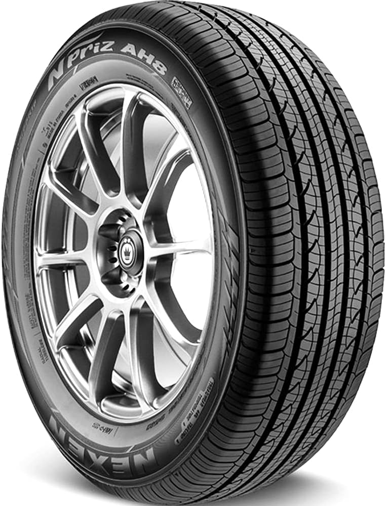 205/55R17 91H All-Season Tire S903